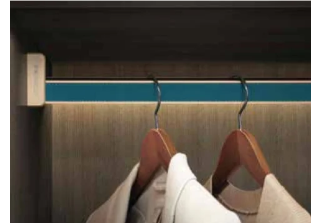 Thanh treo oval chất liệu da màu Mallard 706191M – Higold