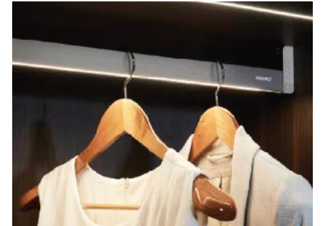 Thanh Suốt Treo Quần Áo Màu Xám 703581A – Higold